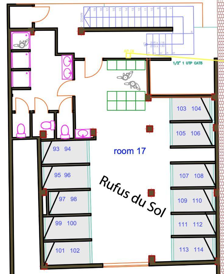 Albergue Why Not Rooftop Party